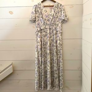 GAL MEETS GLAM | Floral, V-neck maxi dress w/button front, puff sleeves, pockets